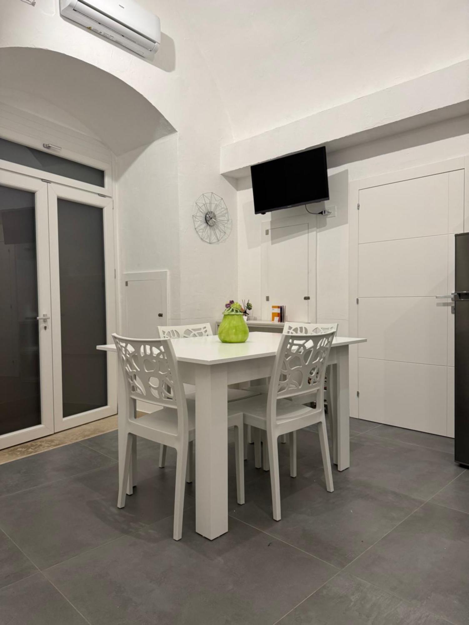 Hotel Tellmewhy Puglia à Corato Extérieur photo